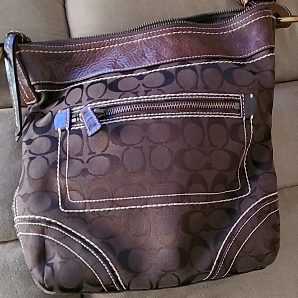 Vintage brown signature bucket coach crossbody purse